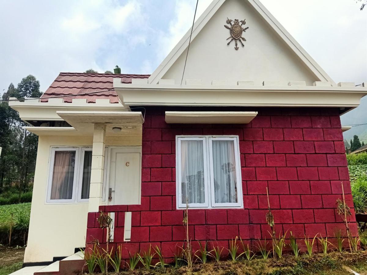 Istana Bromo Resort Eksteriør bilde