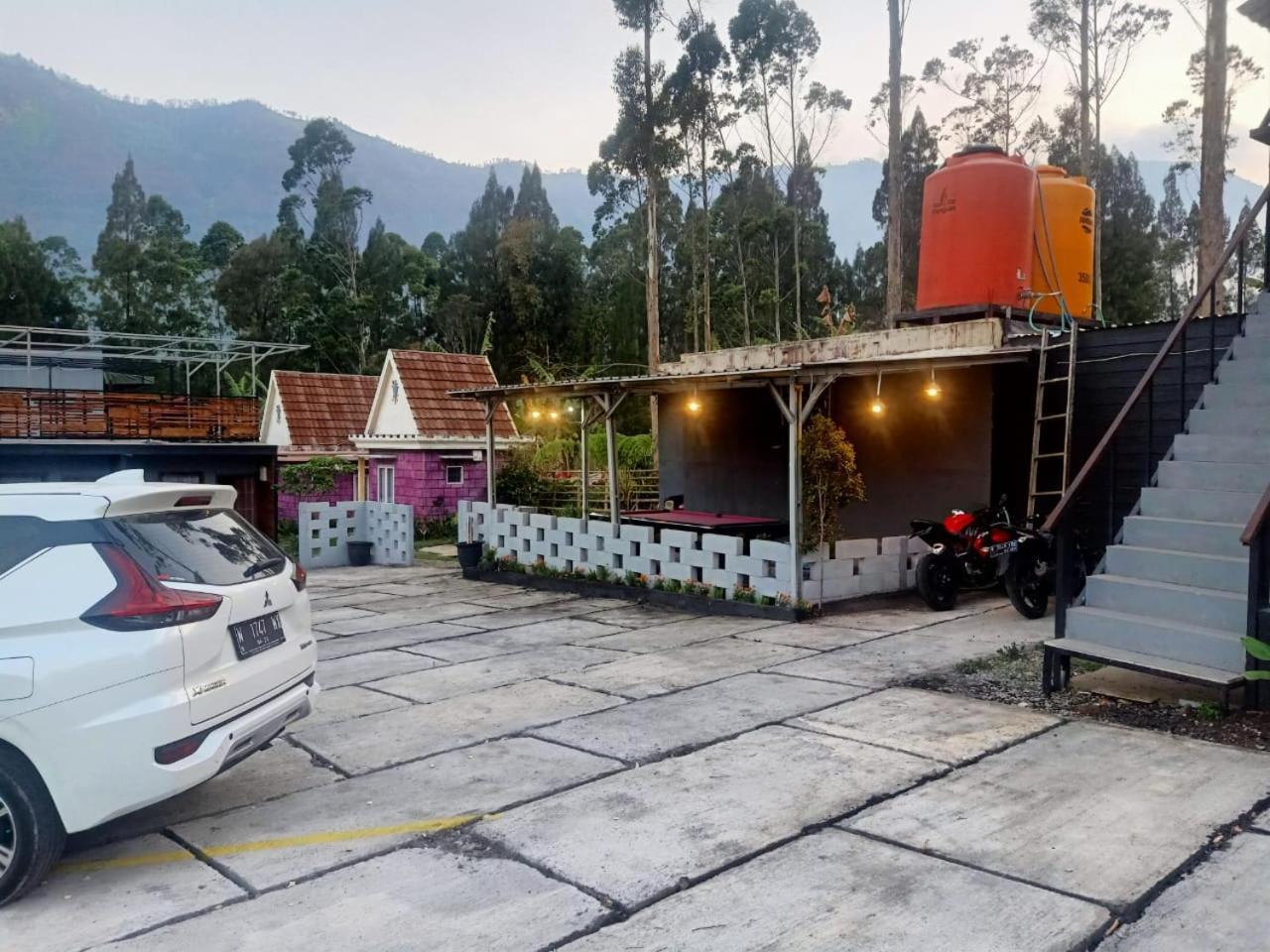 Istana Bromo Resort Eksteriør bilde