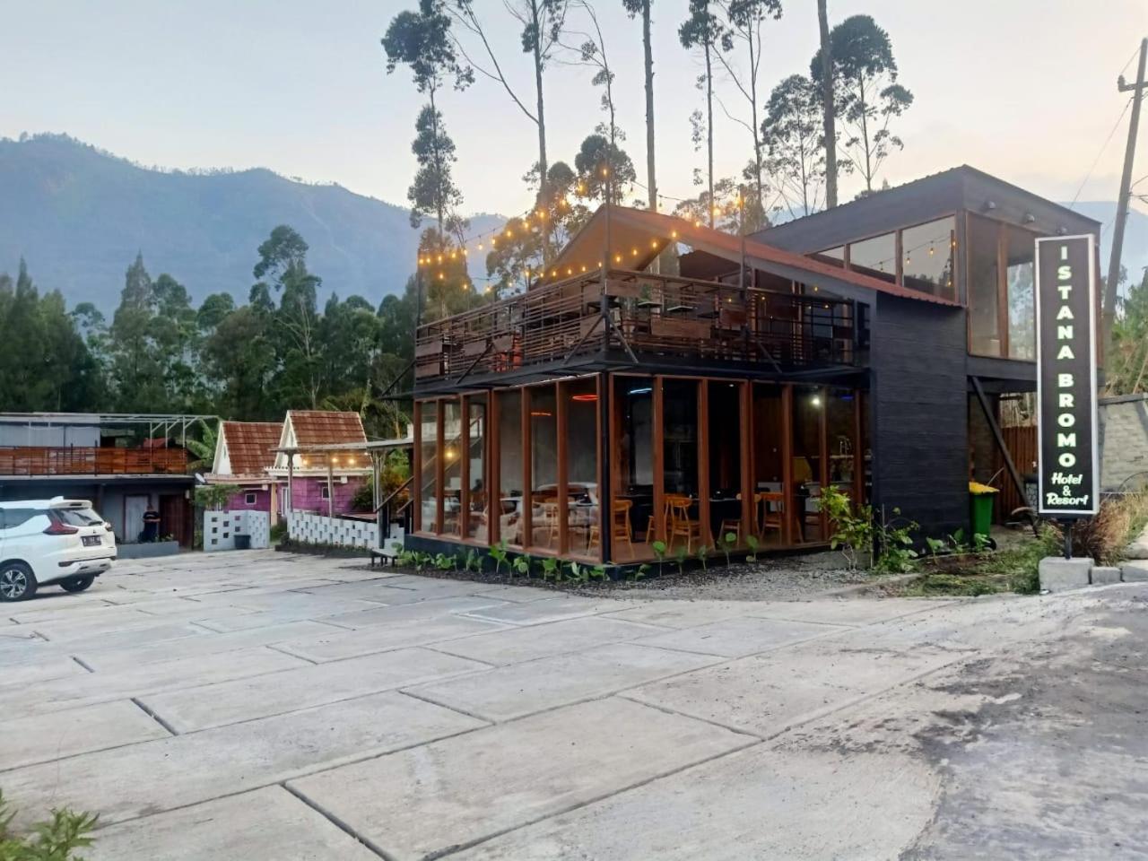 Istana Bromo Resort Eksteriør bilde